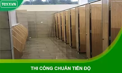 Toky thi công vách ngăn vệ sinh chuẩn tiến độ, đúng kỹ thuật