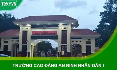 Vách ngăn vệ sinh tại trường Cao đẳng An ninh nhân dân I – Sóc Sơn